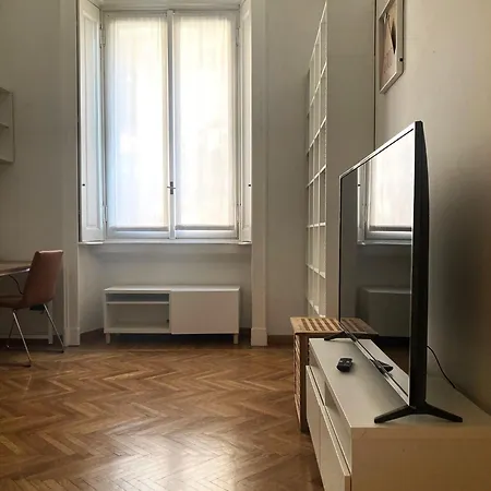 Monviso 35 , Cozy Apartament *
