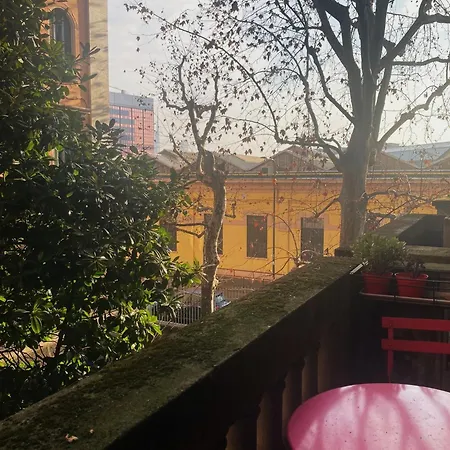 Monviso 35 , Cozy Apartament Mediolan